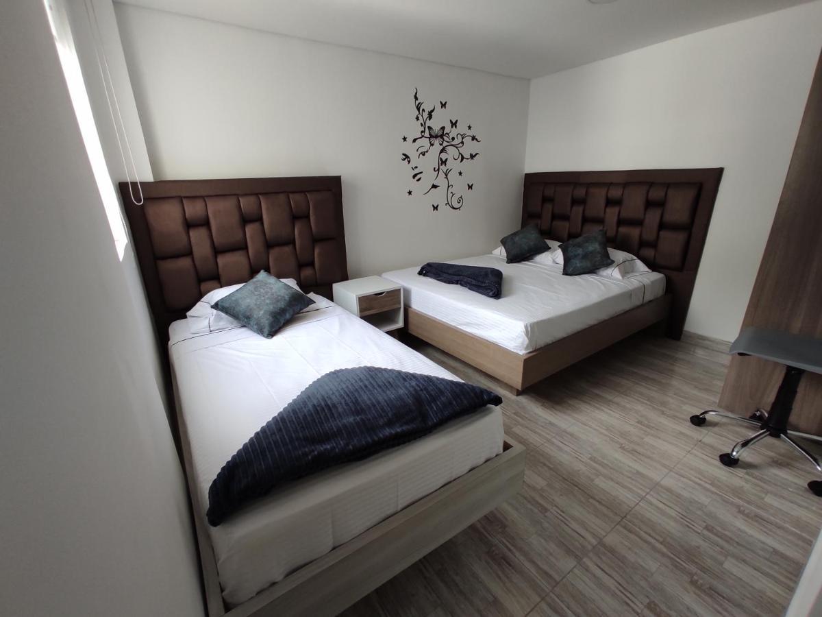 Hostel Boutique Nido De Loros Medellin Bagian luar foto