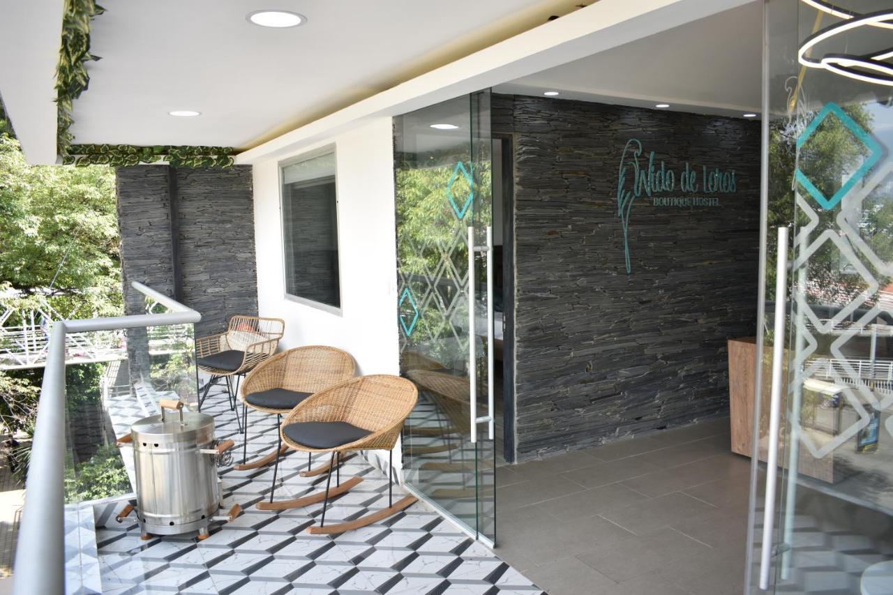 Hostel Boutique Nido De Loros Medellin Bagian luar foto