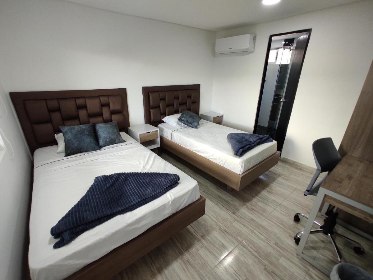 Hostel Boutique Nido De Loros Medellin Bagian luar foto