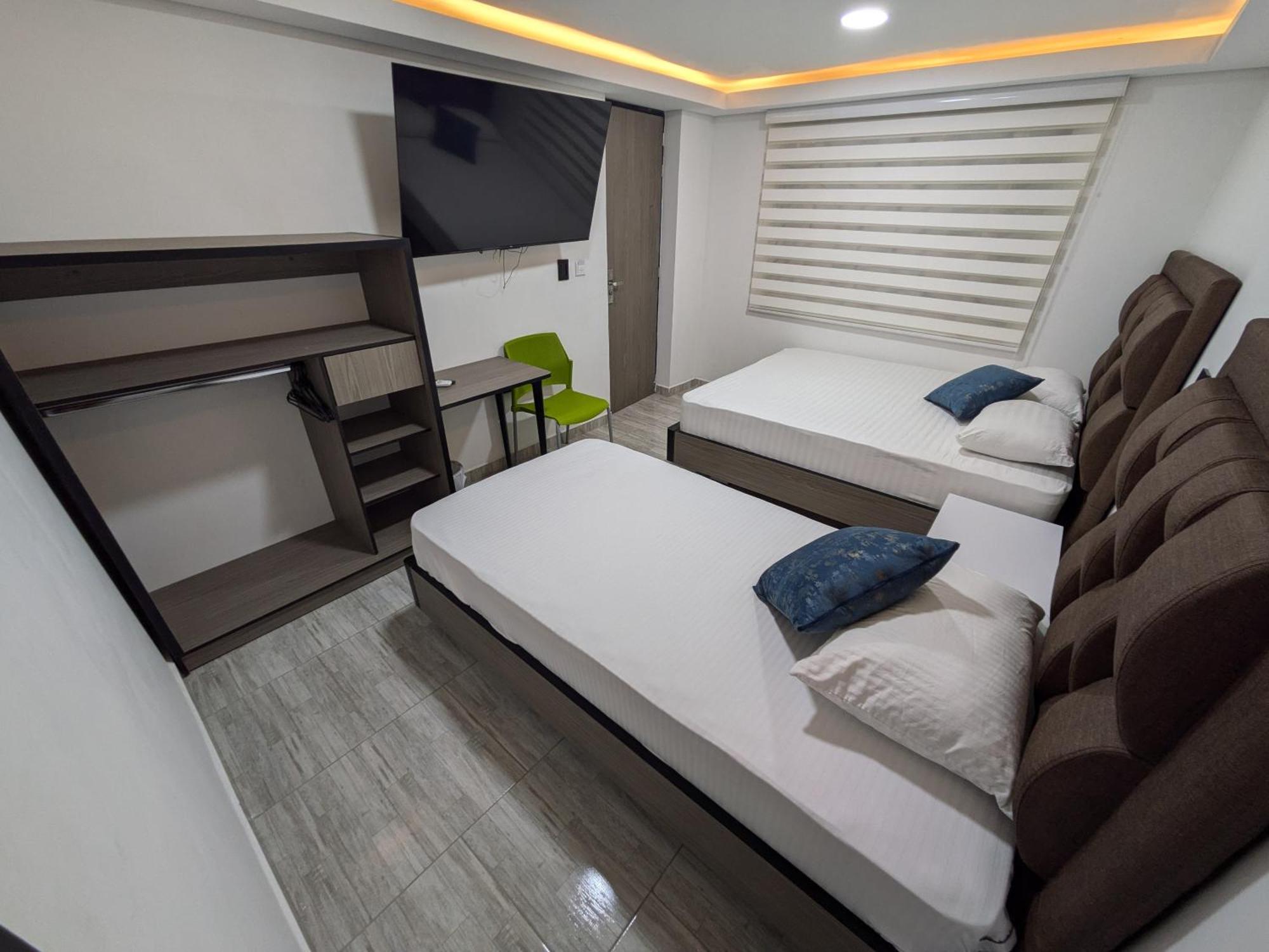 Hostel Boutique Nido De Loros Medellin Bagian luar foto